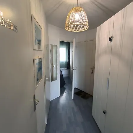 Appartement St Cyprien Vue 2 A 4 Personnes Avec Piscine